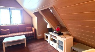 Atic ,  2 chambres avec Parking