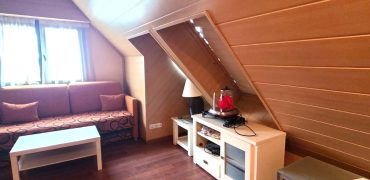 Atic ,  2 chambres avec Parking